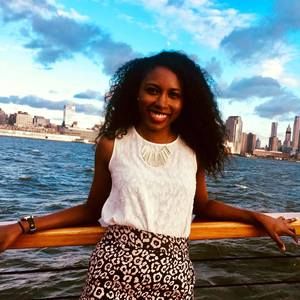 Meet your Posher, Ella